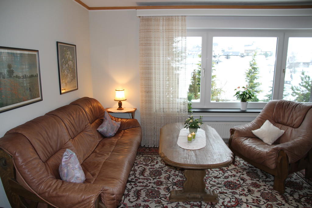 Ferienwohnung Buecker Schmallenberg Phòng bức ảnh
